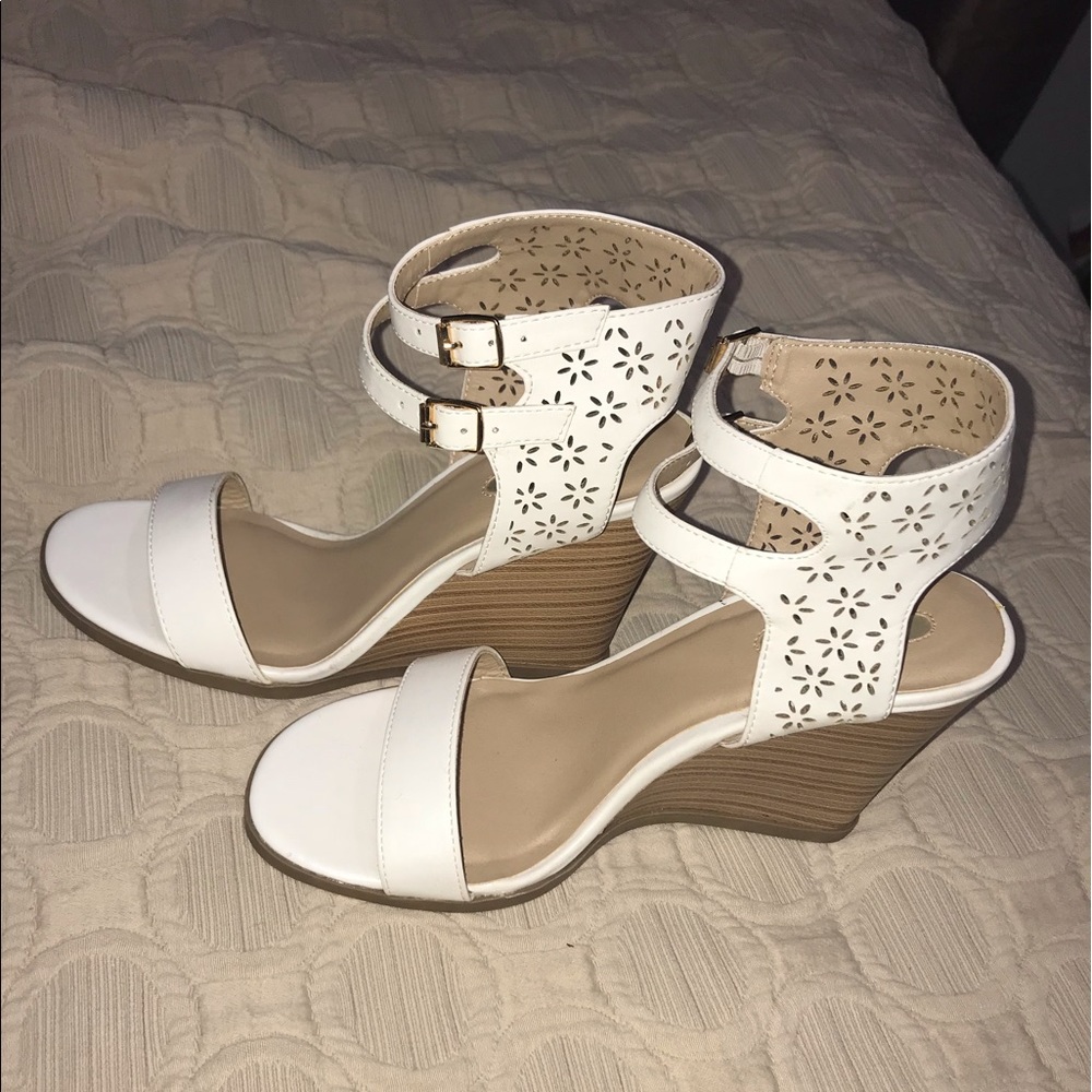 White genuine leather wedges by Mark